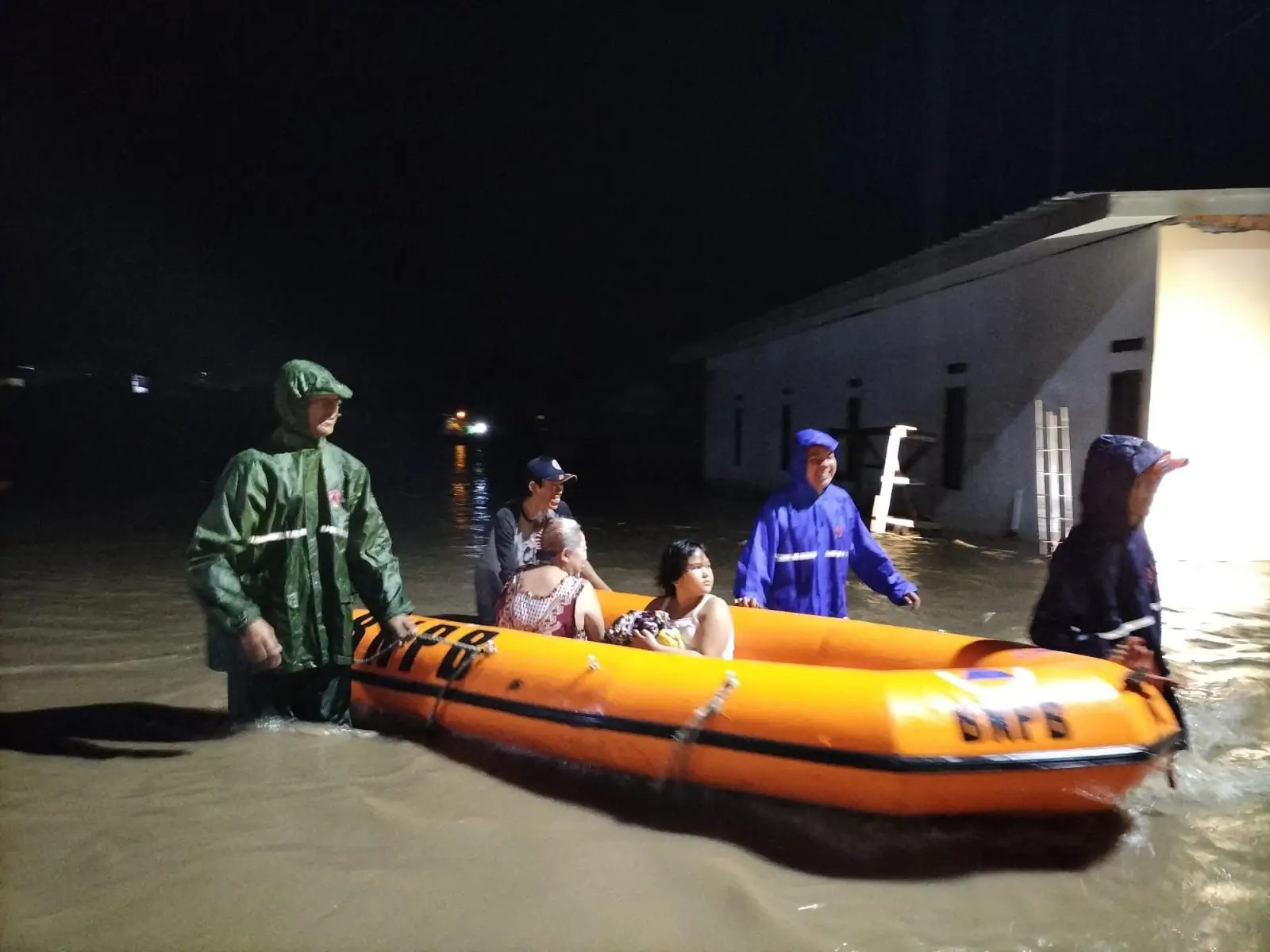 Banjir Menerjang Kabupaten Muara Enim, Sumatera Selatan